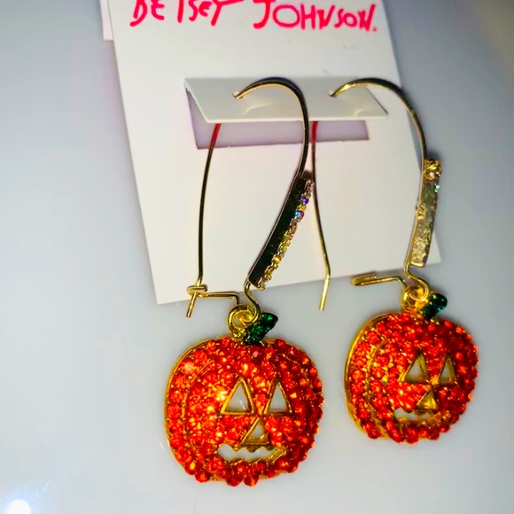 Betsey Johnson Jewelry - Betsey Crystal 🎃 Jack o Lantern 🎃 Earrings